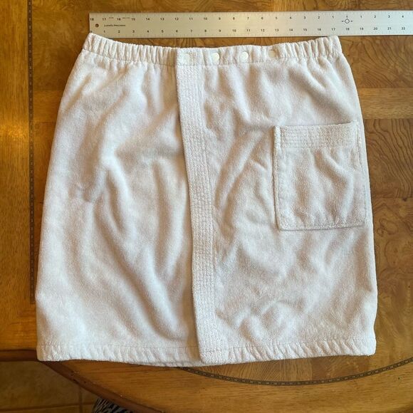 Hammacher Schlemmer Men’s Shower Towel waist wrap! - Picture 2 of 14